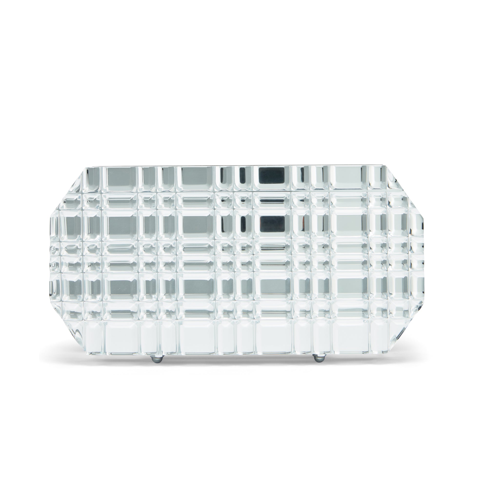 Sierra in Silver mirror